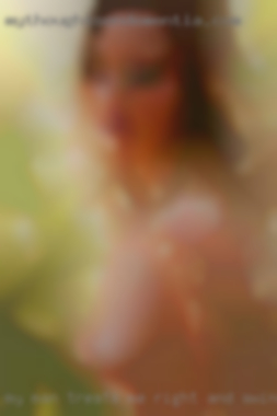 My man treats me right and swinger is outgoing near Orange Park FL.